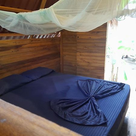 La Playita Pansiyon Guachaca Dış mekan fotoğraf