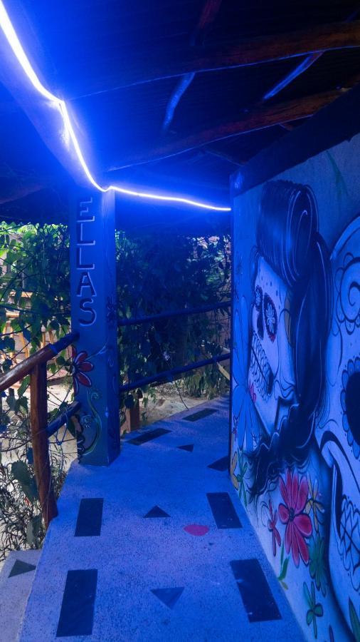 La Playita Pansiyon Guachaca Dış mekan fotoğraf